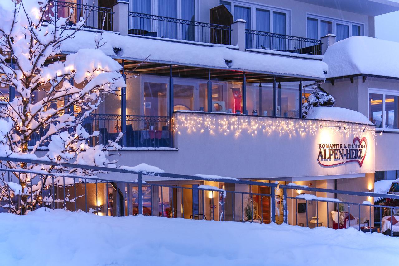 Alpen-Herz Romantik & Spa - Adults Only Ladis Eksteriør bilde