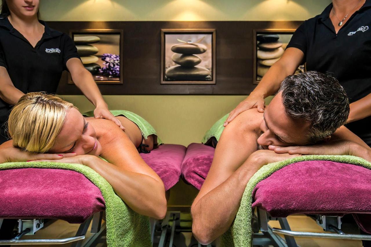 Alpen-Herz Romantik & Spa - Adults Only Ladis Eksteriør bilde