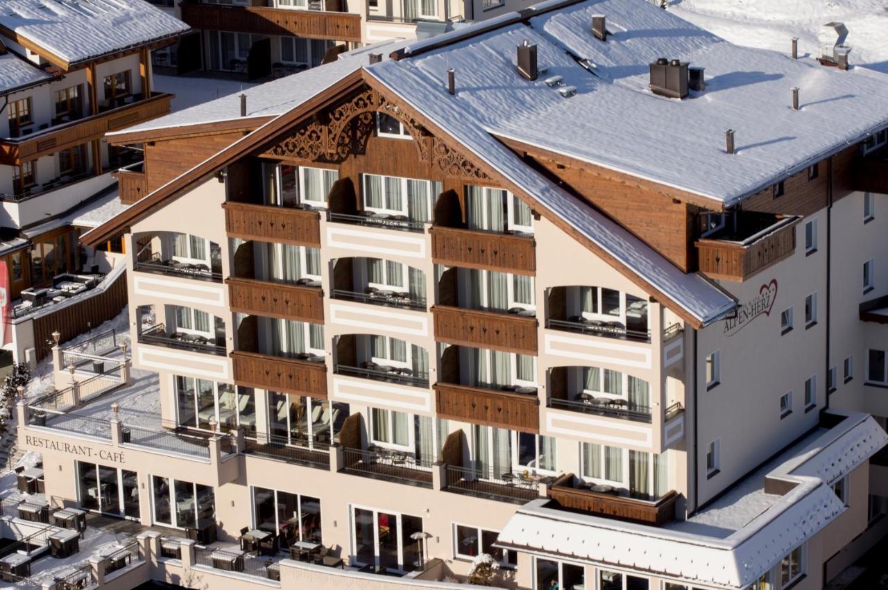 Alpen-Herz Romantik & Spa - Adults Only Ladis Eksteriør bilde